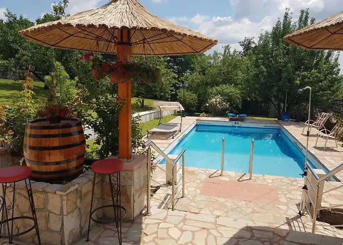 Pekec * Mala Mostanica